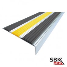 Алюминиевый угол-порог с тремя противоскользяшими  резиновыми вставками