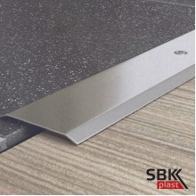 Стыкоперекрывающий одноуровневый профиль ПС30-НС из нержавеющей стали