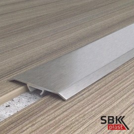 Стыкоперекрывающий профиль ПС40-2НС из нержавеющей стали со скрытым креплением